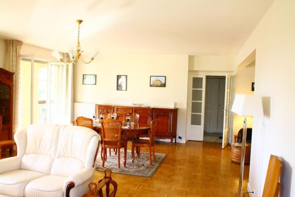 Large 2 Bed-Balcony-7 Mins Walk To Historic Centre Sarlat-la-Canéda Exterior foto